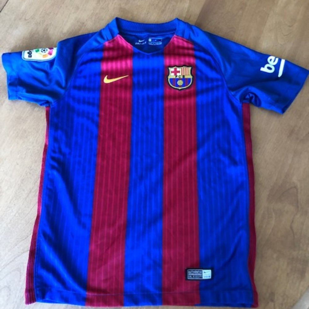 Nike Barcelona Soccer Jersey - Boys - Size Youth M